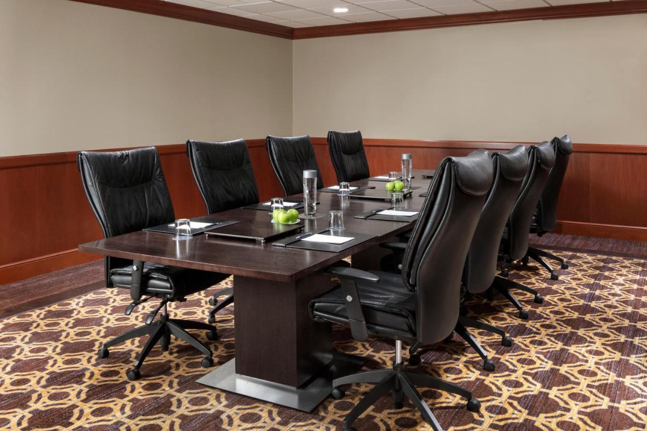 Sheraton New Orleans Hotel Bagian luar foto